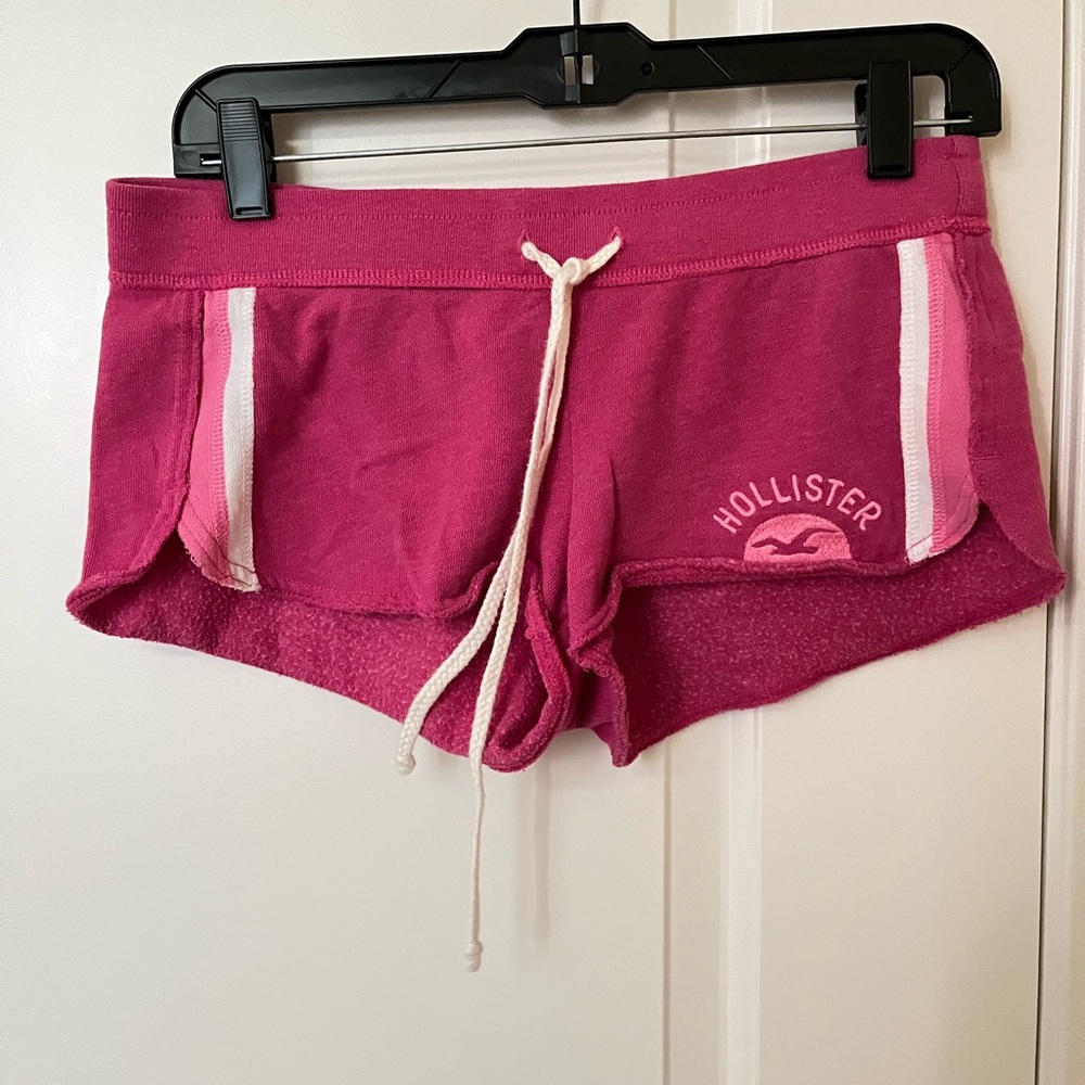 Hollister pink short. Perfect for summer time and beach